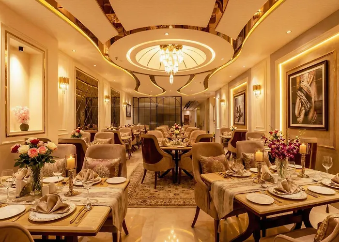 Dahabi Venue Premium- Free Airport Pick Up Or DropAirport Hotel